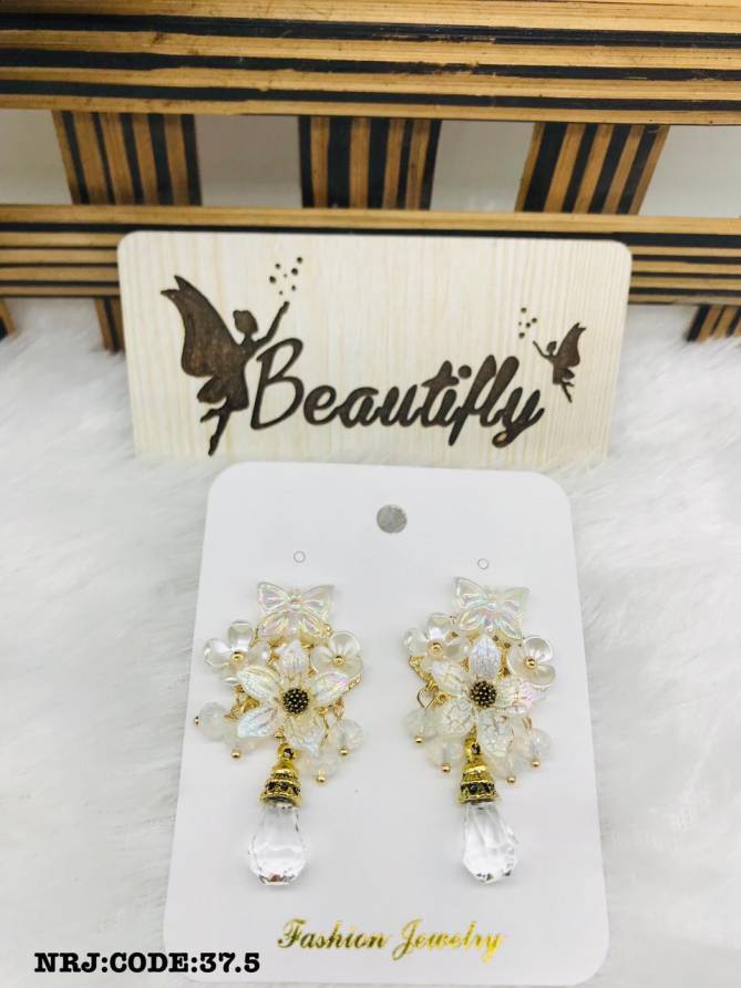 3 Designer Party Wear Antique Earrings Manufacturers
